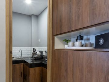 HARRINGTON PLACE - POOC TALISAY