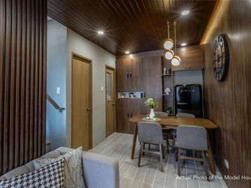 HARRINGTON PLACE - POOC TALISAY