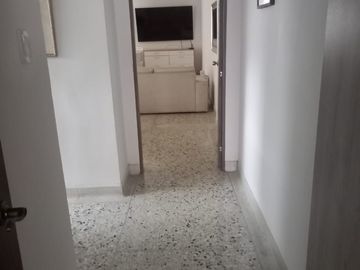 HERMOSO APARTAMENTO EN VENTA, EN BARRIO ALTO PRADO, CON PARQUEADERO DOBLE Y AREA DE 145 mts