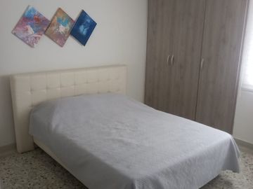 HERMOSO APARTAMENTO EN VENTA, EN BARRIO ALTO PRADO, CON PARQUEADERO DOBLE Y AREA DE 145 mts