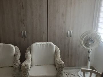 HERMOSO APARTAMENTO EN VENTA, EN BARRIO ALTO PRADO, CON PARQUEADERO DOBLE Y AREA DE 145 mts