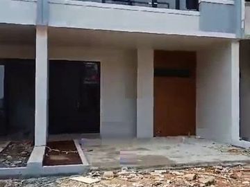 Rumah SWDY. Townhouse 7 Jatiasih, Baru 2 LANTAI Mewah Harga Murah Minimalis, Kota Bekasi Jual Dijual