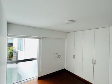 Vendo 2dor diezcanseco mirafores $265,000