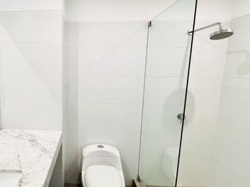Vendo 2dor diezcanseco mirafores $265,000