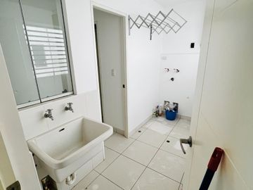Vendo 2dor diezcanseco mirafores $265,000