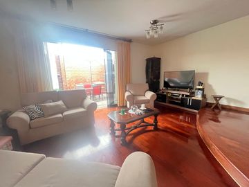 Acogedora Casa con piscina en Cedros de Villa