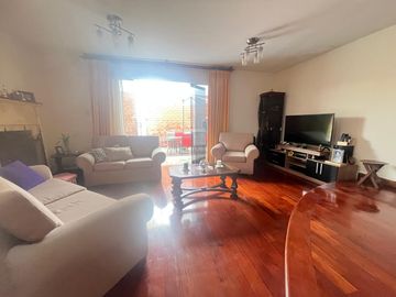 Acogedora Casa con piscina en Cedros de Villa