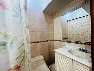 Acogedora Casa con piscina en Cedros de Villa