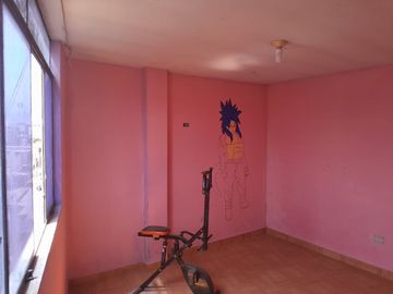 CASA MULTIFAMILIAR DE 5 PISOS - EL PORVENIR