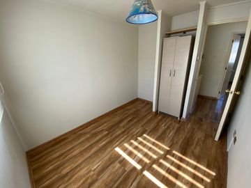Casa de 4D-3B-2E en Microbarrio de Villa Jardines de Santa María, Maipú.