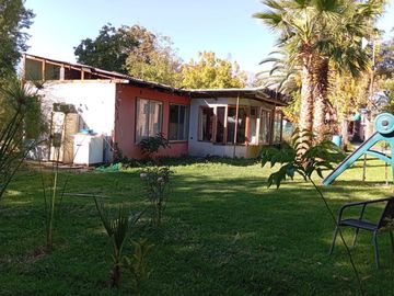 ¡Gran Oportunidad en Puente Alto! Propiedad con dos casas en amplio terreno