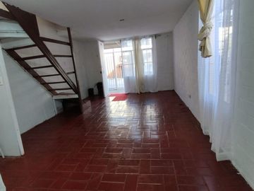 Casa en Puente Alto – Sector San Carlos