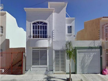 OPORTUNIDAD HERMOSA CASA FAMILIAR