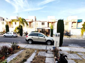 CASA EN VENTA EN PASEOS DE SAN MIGUEL