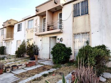CASA EN VENTA EN PASEOS DE SAN MIGUEL