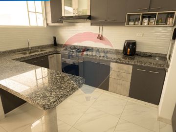 CASA EN VENTA EN CARANQUI CALLE LOS QUITUS, IBARRA