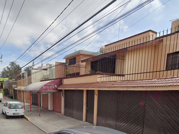 ***Casa en remate*** Calle Nicolás León, Jardín Balbuena, Venustiano Carranza, CDMX.