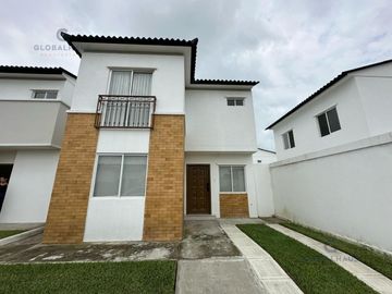 EN VENTA CASA VIA SALITRE URB. SAVALI DAULE
