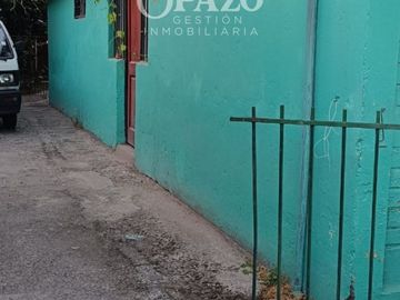 Casa con terreno de 390 m2 y dos casas adicionales más jardín a precio rebajado