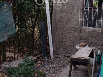 Casa con terreno de 390 m2 y dos casas adicionales más jardín a precio rebajado