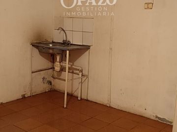 Casa con terreno de 390 m2 y dos casas adicionales más jardín a precio rebajado