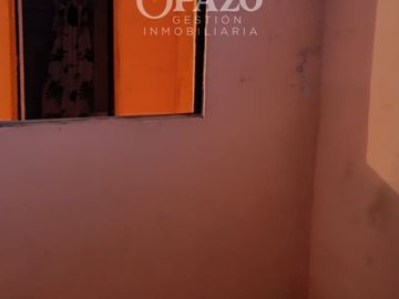 Casa con terreno de 390 m2 y dos casas adicionales más jardín a precio rebajado