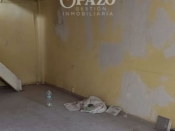 Casa con terreno de 390 m2 y dos casas adicionales más jardín a precio rebajado