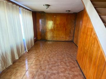 Se vende casa en las animas, a 1 cuadra del supermercado Unimarc