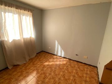 Se vende casa en las animas, a 1 cuadra del supermercado Unimarc