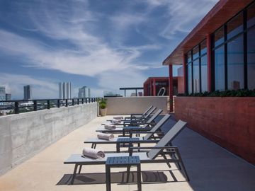 GARDEN HOUSE CON PRECIO DE OPORTUNIDAD, IDEAL PARA RENTA VACACIONAL CON AMENIDADES EN AV NADER