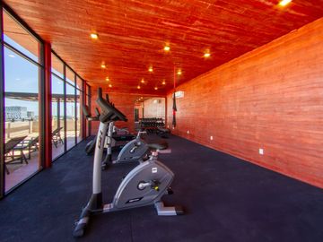GARDEN HOUSE CON PRECIO DE OPORTUNIDAD, IDEAL PARA RENTA VACACIONAL CON AMENIDADES EN AV NADER