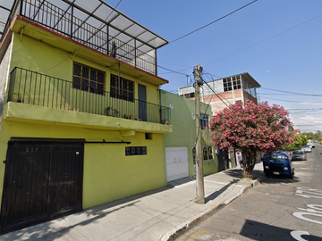 ***Casa en remate*** Calle Oriente 178, Moctezuma 2da Sección, Venustiano Carranza, CDMX.
