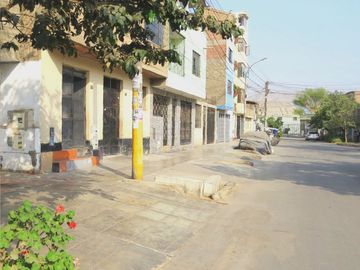CASA 3 PISOS EN VENTA 150 M2 CALLE SAGITARIO - ATE