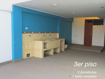 CASA 3 PISOS EN VENTA 150 M2 CALLE SAGITARIO - ATE
