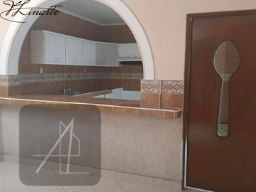 CASA EN VENTA EN CALLE 28 OLIVAR DEL CONDE ALVARO OBREGON CDMX VL11-RB-1