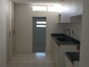 CASA RECIÉN REMODELADA EN FRACCIONAMIENTO PRIVADO – DIEGO RIVERA, MORELIA
