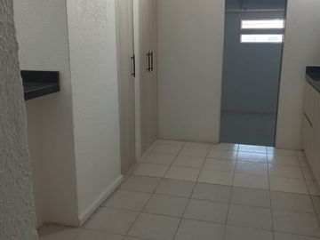 CASA RECIÉN REMODELADA EN FRACCIONAMIENTO PRIVADO – DIEGO RIVERA, MORELIA