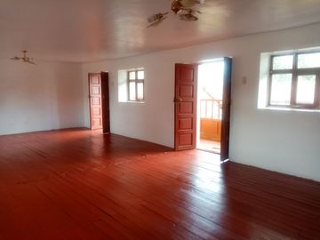 Venta de Amplia Casa de 285 m² a solo una cuadra de la Municipalidad de San Jerónimo - Cusco