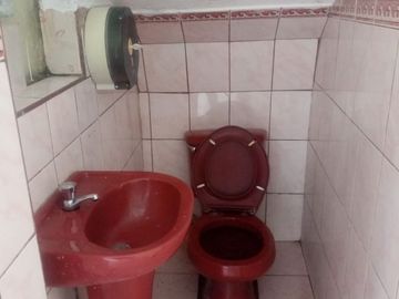 Venta de Amplia Casa de 285 m² a solo una cuadra de la Municipalidad de San Jerónimo - Cusco