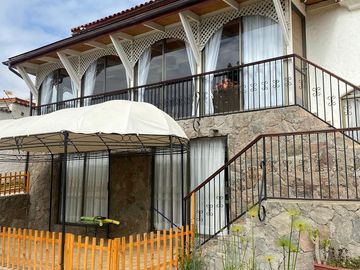 Espectacular Casa en venta, El Rosario de Peñuelas con Amplios Espacios, Piscina y Áreas Verdes