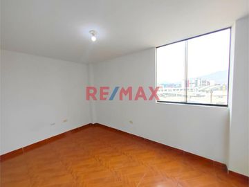 Se Vende Edificio De 9 Departamentos En Canto Rey
