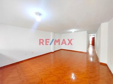 Se Vende Edificio De 9 Departamentos En Canto Rey