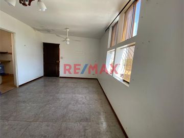 Departamento En Venta En Urbanización Miraflores // ID: 1136683