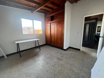 Venta de Casa Tercer Piso Belén San Bernardo