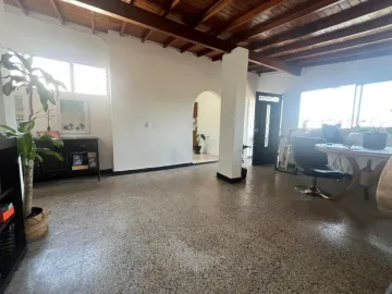 Venta de Casa Tercer Piso Belén San Bernardo