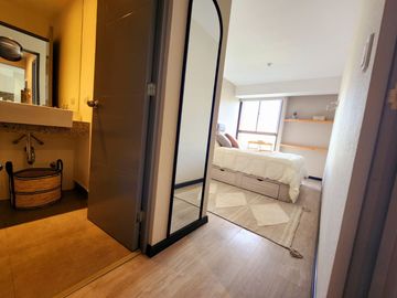 Moderno Departamento amoblado en excelente zona de San Isidro