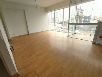 DEPARTAMENTO EN MAGDALENA, COLINDA CON SAN ISIDRO