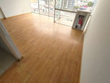 DEPARTAMENTO EN MAGDALENA, COLINDA CON SAN ISIDRO