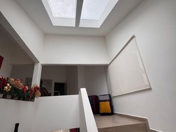 CASA EN VENTA, RECIÉN REMODELADA, CONDADO DE SAYAVEDRA, ATIZAPÁN DE ZARAGOZA.