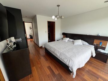 VENTA HERMOSO DEPARTAMENTO EN LA MOLINA – AV. EL CORREGIDOR